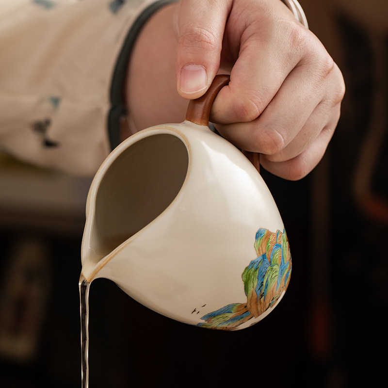 千裡江山汝窯公道杯