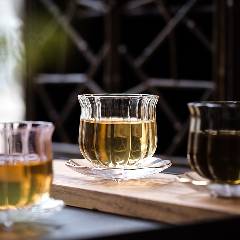 玻璃花瓣品茗杯