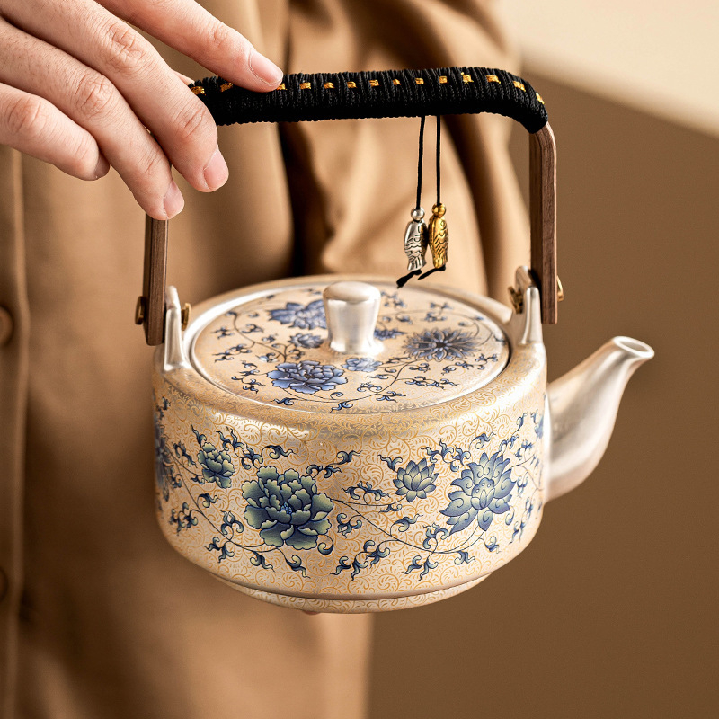 青花蓮韻鎏銀茶具