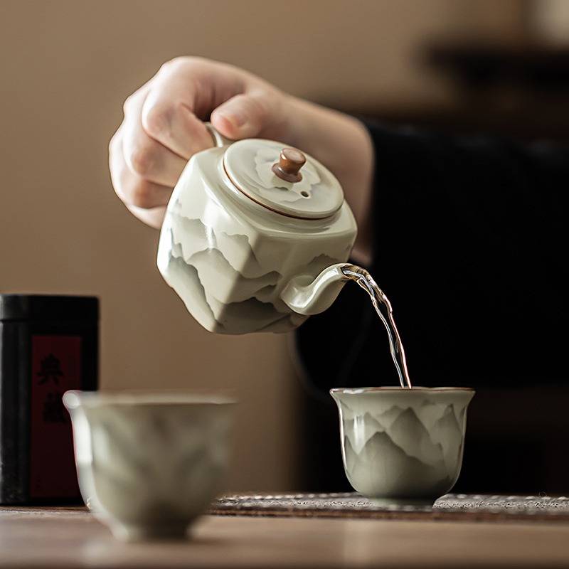 汝窯陶瓷四方壺