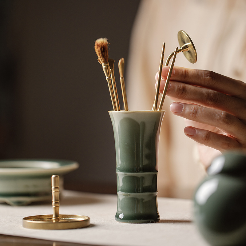 越窑青瓷雕刻香道爐瓶仿木根香箸