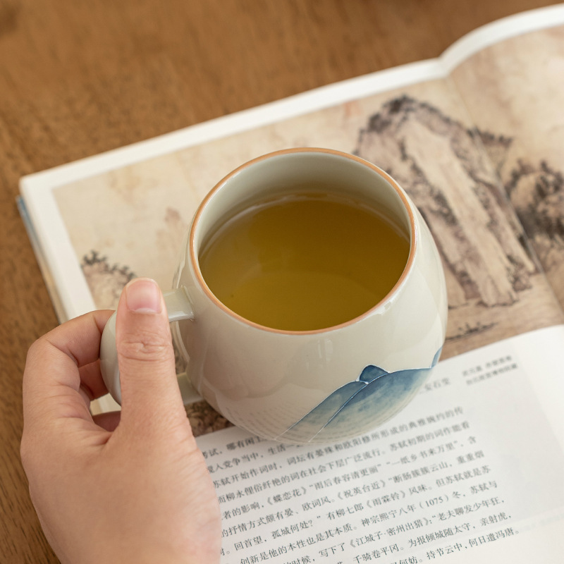 手繪浮雕遠山辦公杯