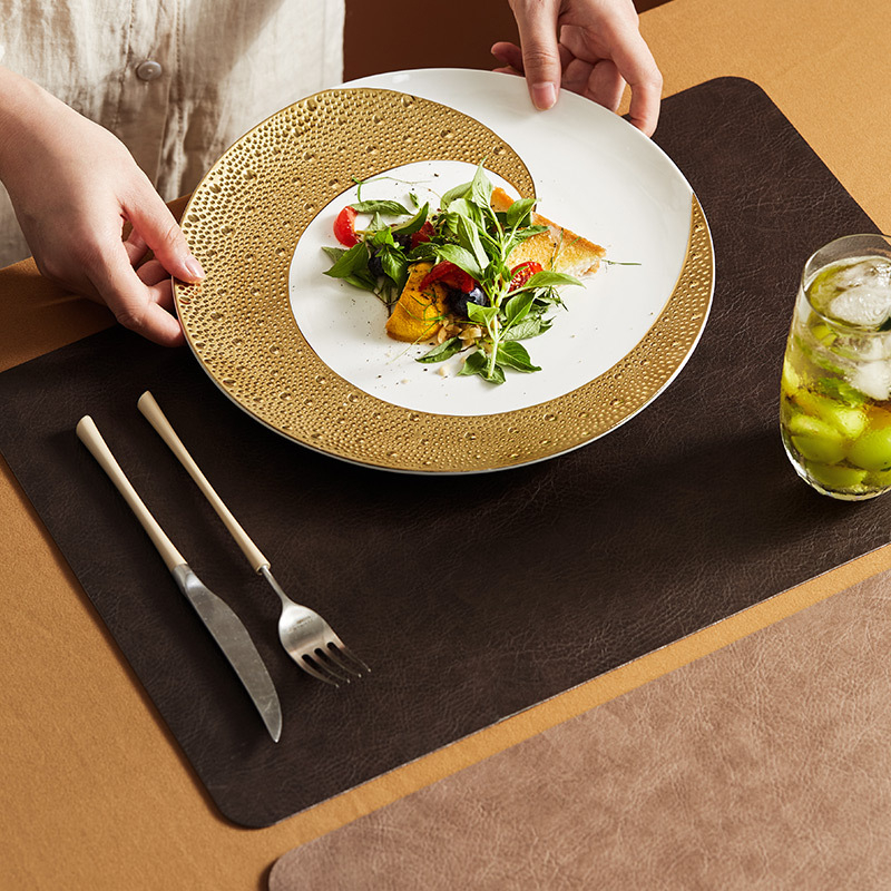 皮革餐墊