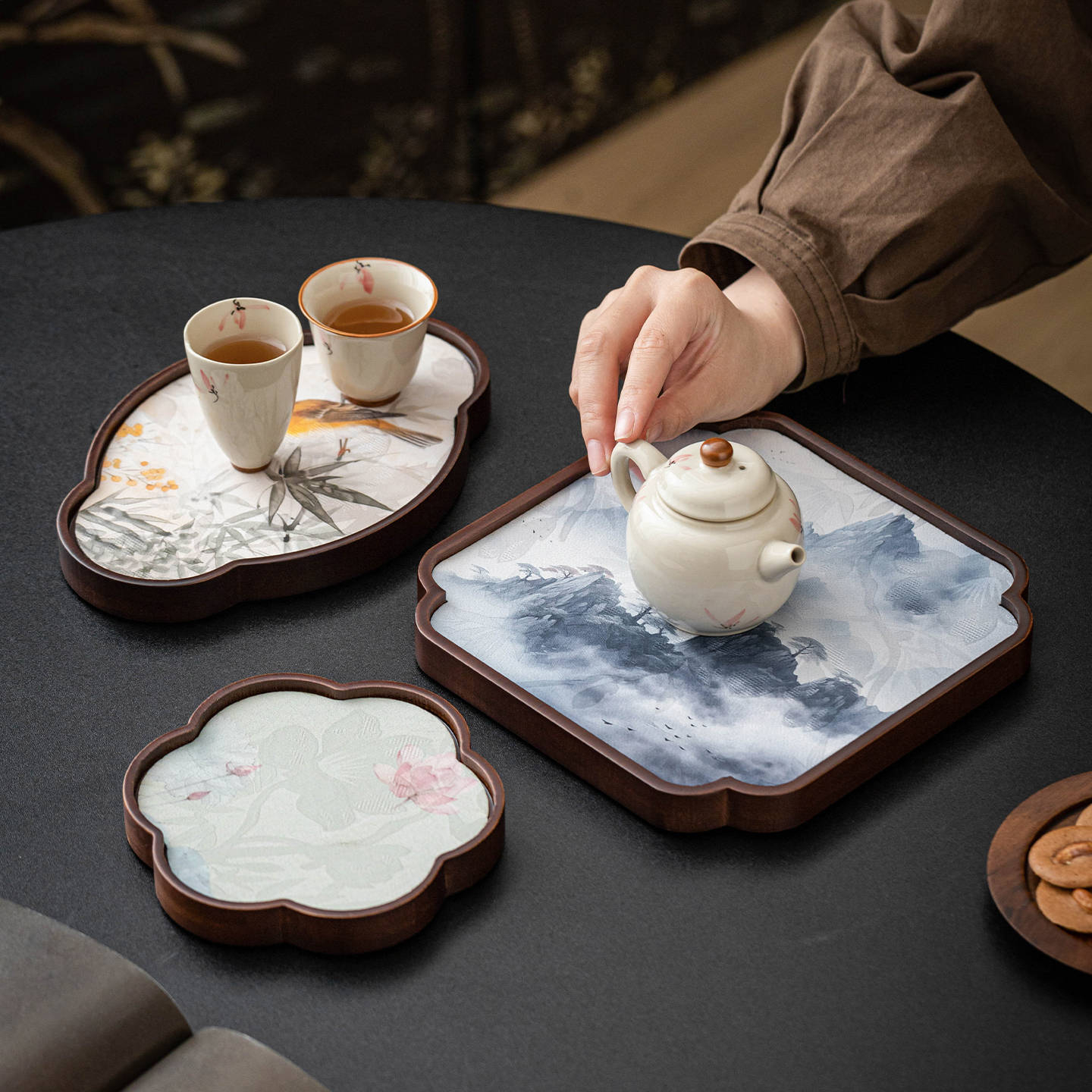 雲紗竹製花瓣茶托盤