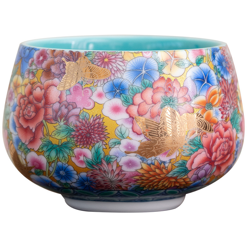 琺瑯彩萬花描金蝴蝶茶杯