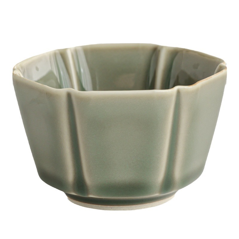 越窯青瓷葵口茶杯主人杯