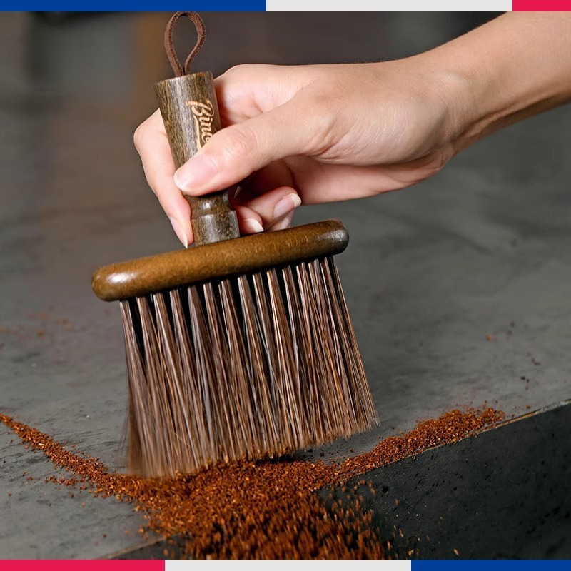 咖啡粉吧檯縫隙刷