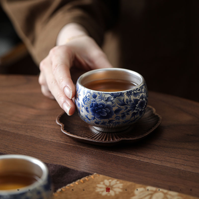 青花鎏銀纏枝蓮茶具套裝