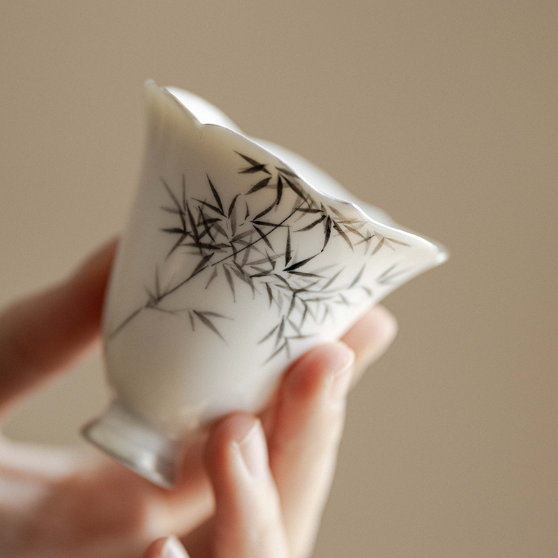 手繪竹子花瓣主人杯