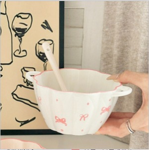 可愛蝴蝶結盤子