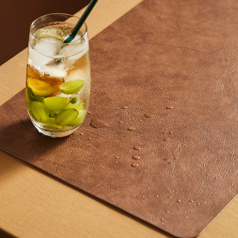 皮革餐墊