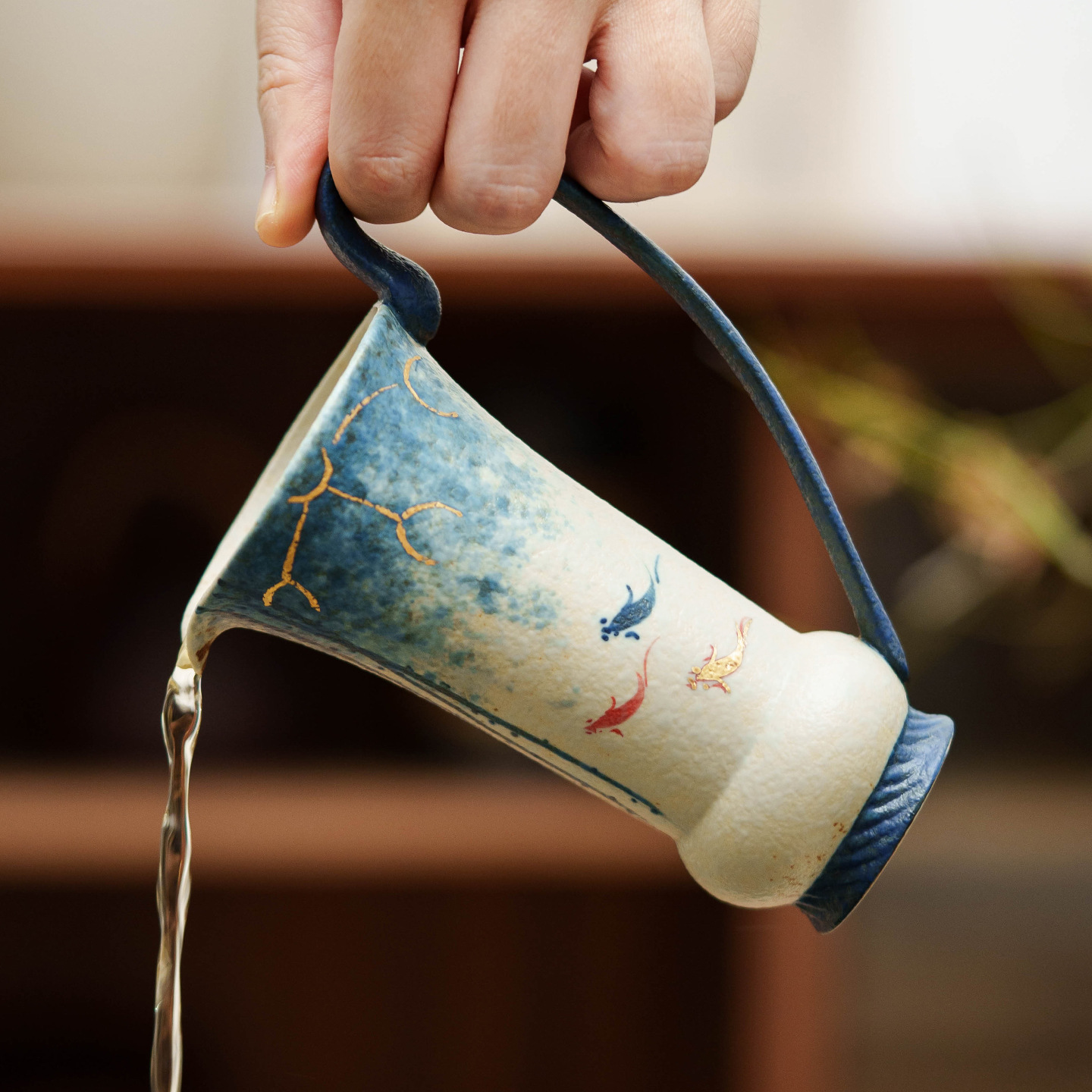 青花火石紅茶海