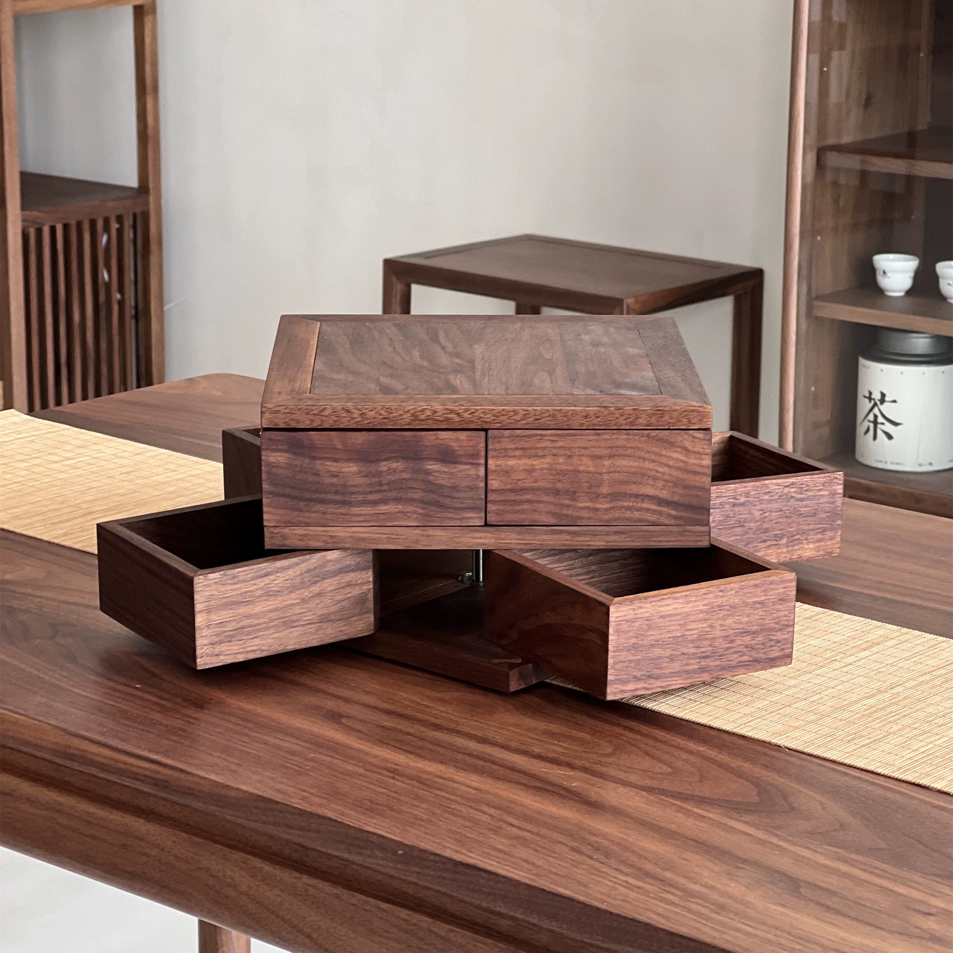 胡桃木可旋轉魯班機關盒