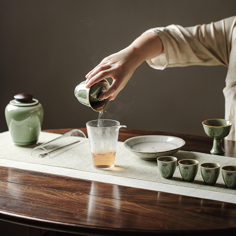 越窯龍泉青瓷手繪窗蘭丹秋茶葉罐