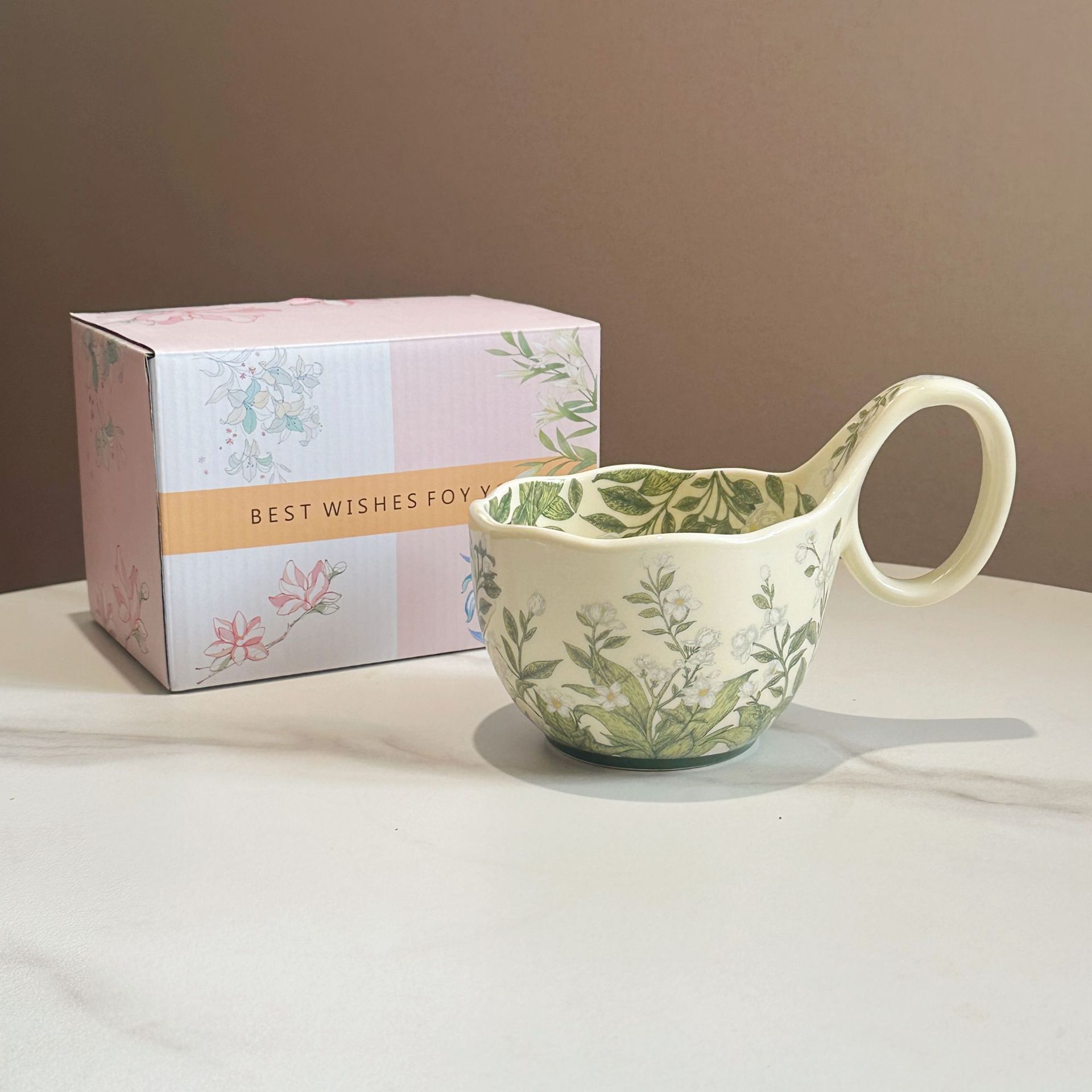 茉莉花卉沙拉杯