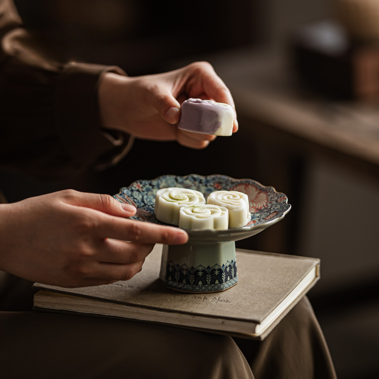 青花汝窯陶瓷高腳盤