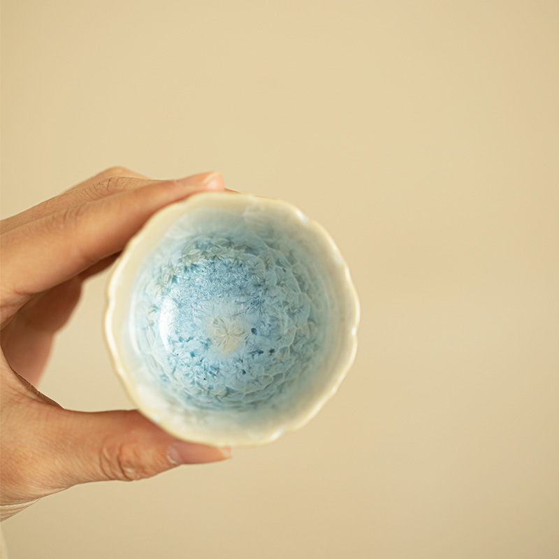 結晶釉窯變花口茶杯