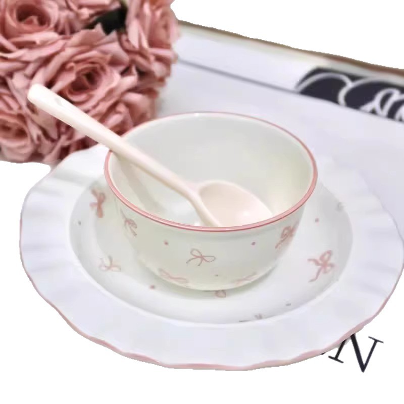 可愛蝴蝶結盤子