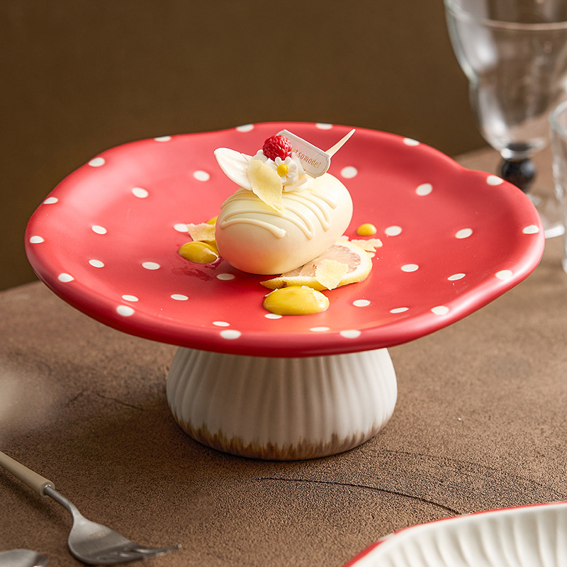 紅蘑菇陶瓷盤子