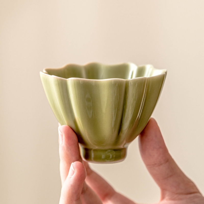 青瓷茶綠歡顏主人杯