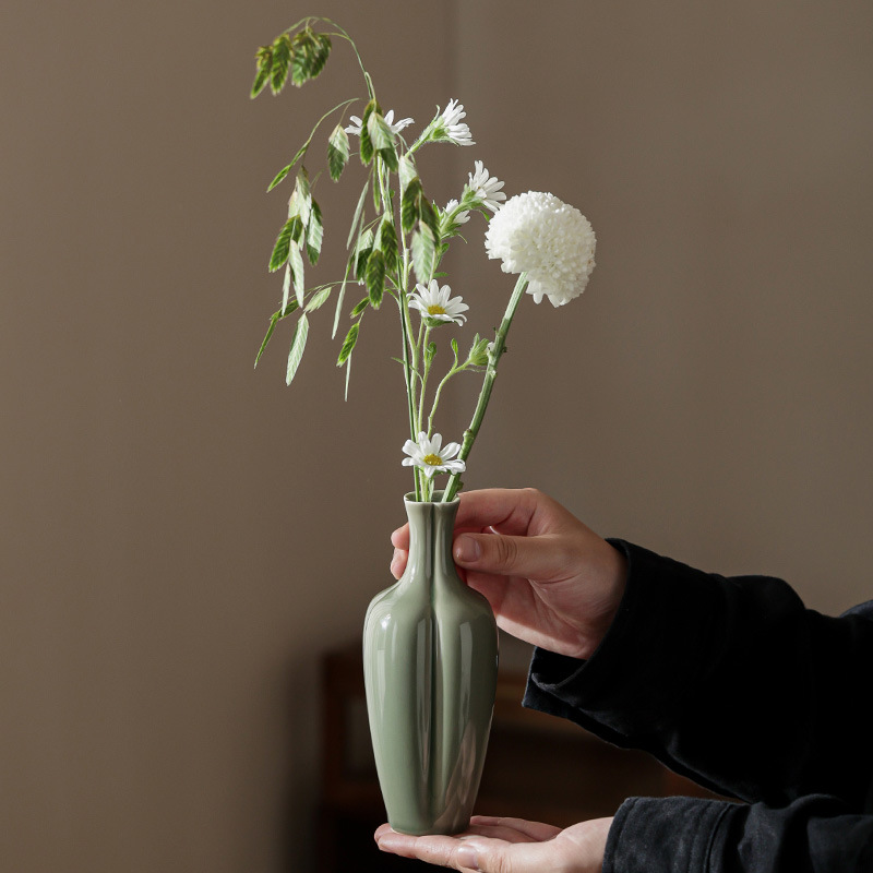 越窯青瓷四葉草花器