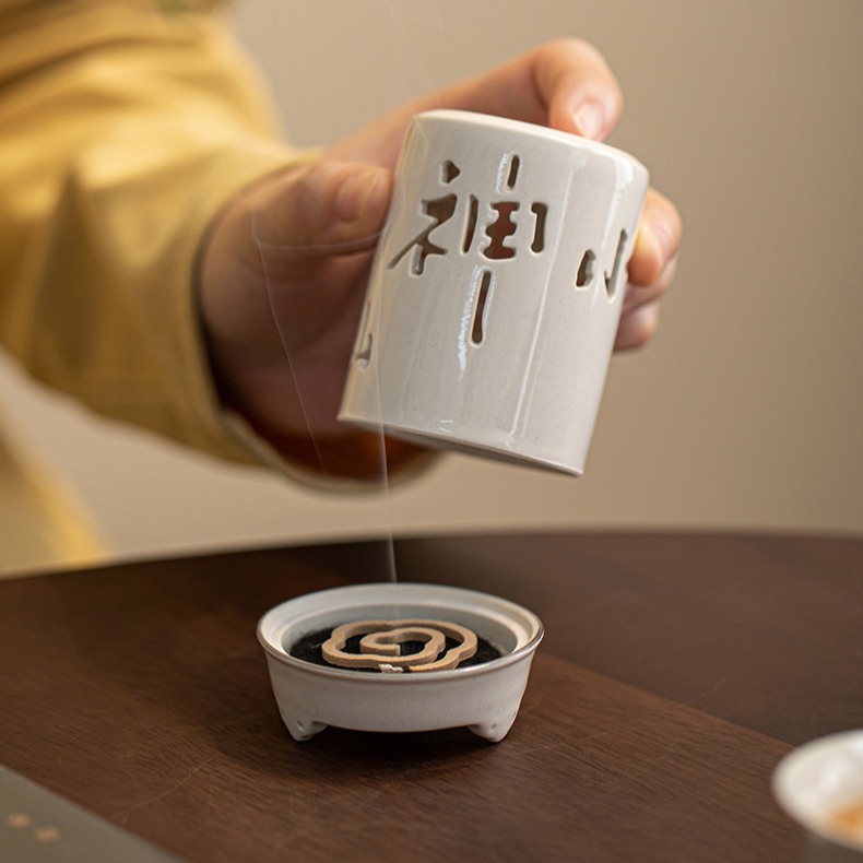 萌貓草木灰仿宋小香爐