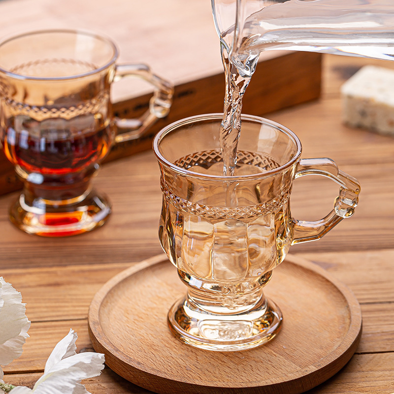 琥珀高腳咖啡杯