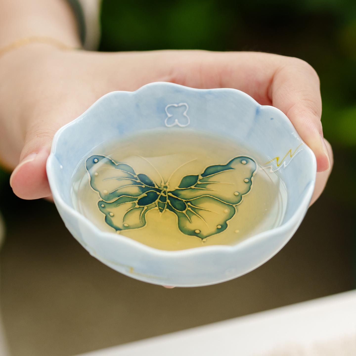 手工堆繪蝴蝶品茗杯