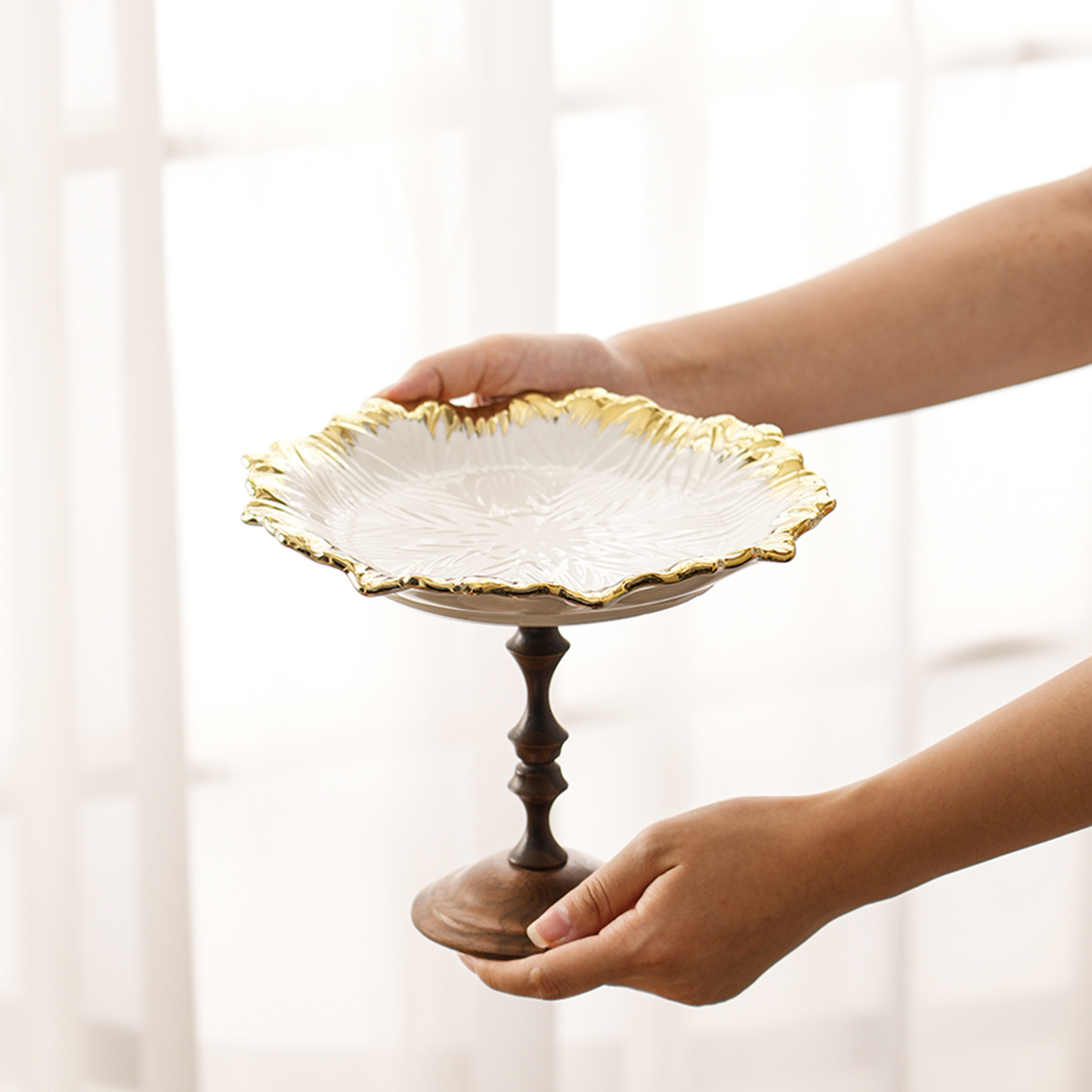 法式陶瓷高腳幹果盤