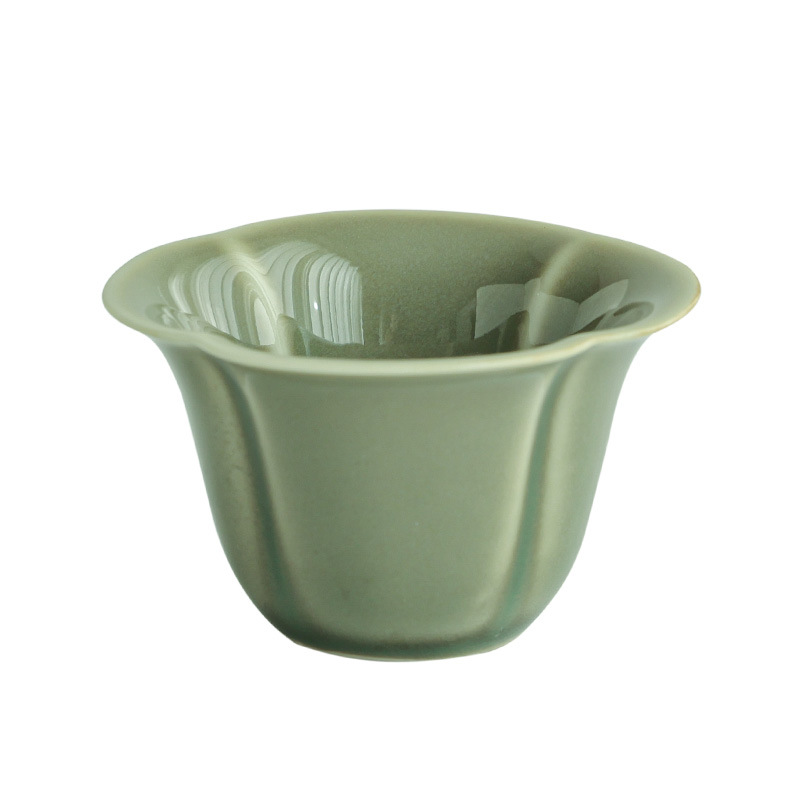 越窯青瓷花瓣茶杯