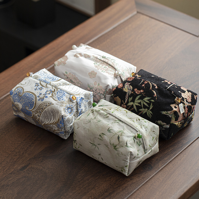 中式刺繡布藝紙巾包