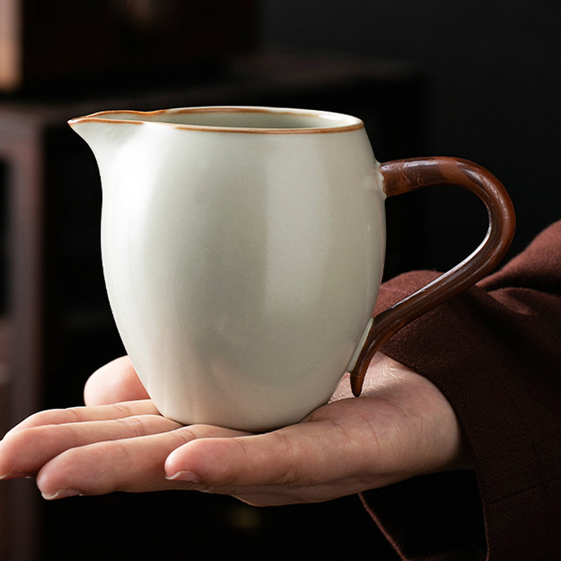 米黃美人公道杯分茶器