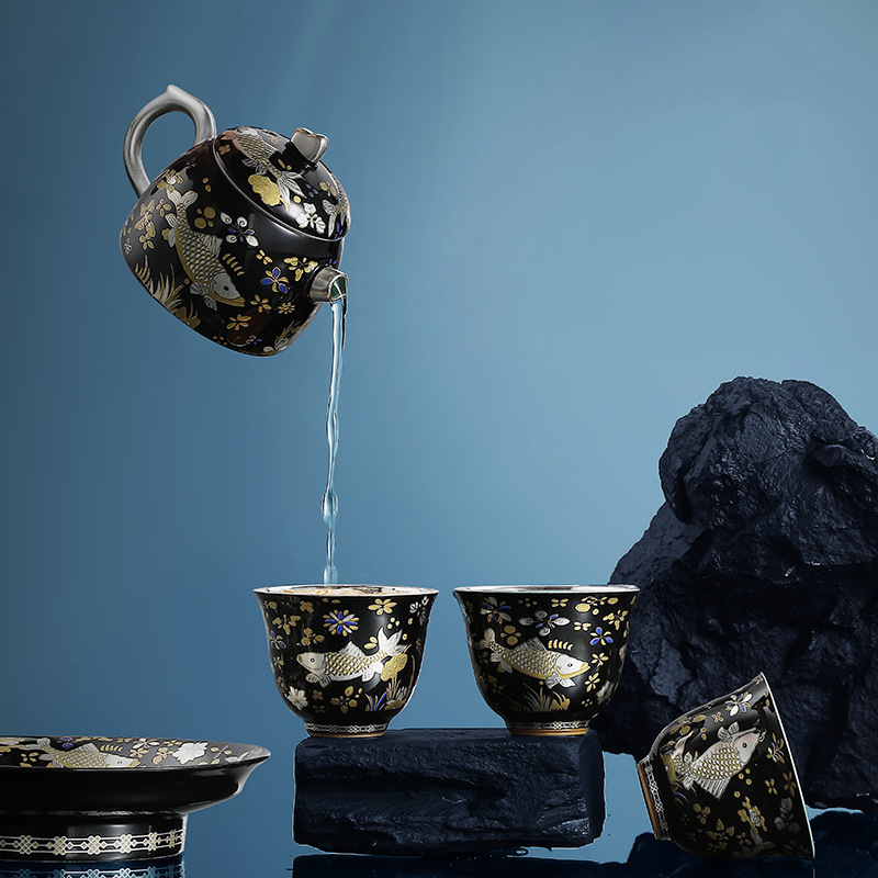 魚藻紋金銀錯琺瑯彩鎏銀茶具