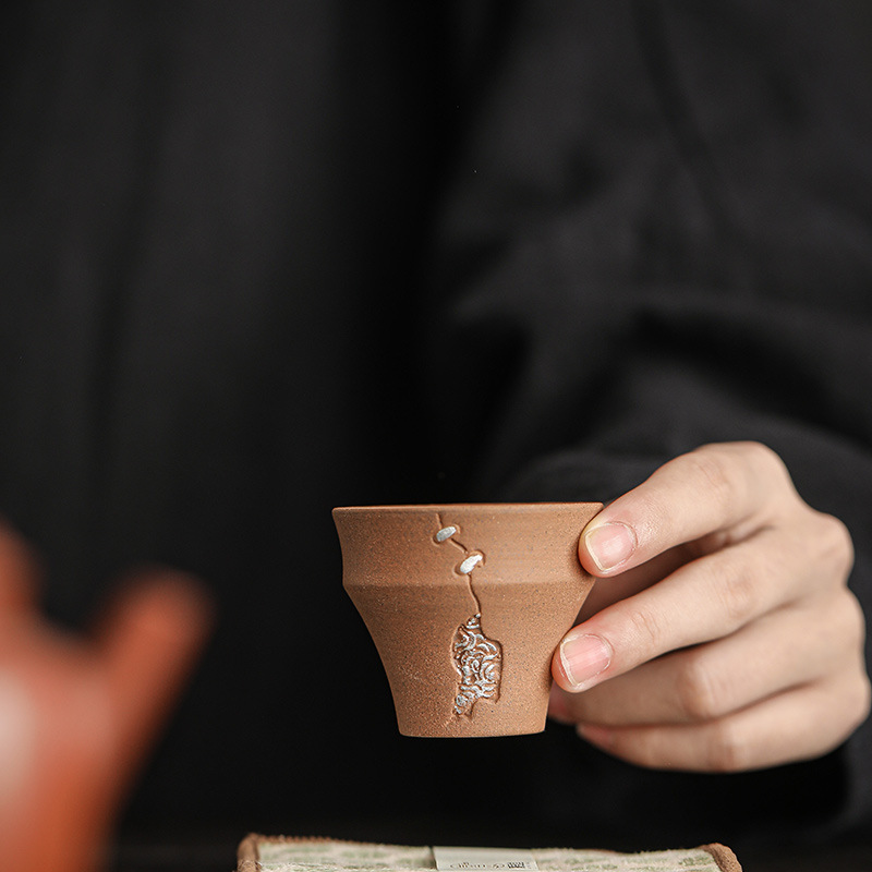 粗陶老岩泥手工鎏銀主人杯