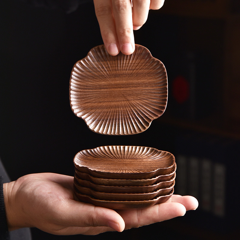 黑胡桃木手工雕刻茶托