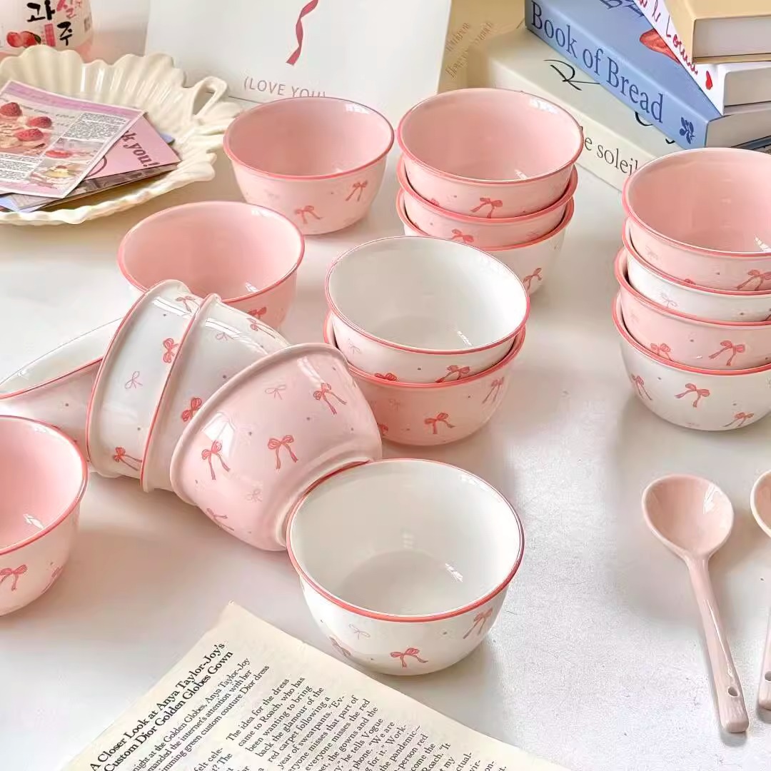 可愛蝴蝶結盤子