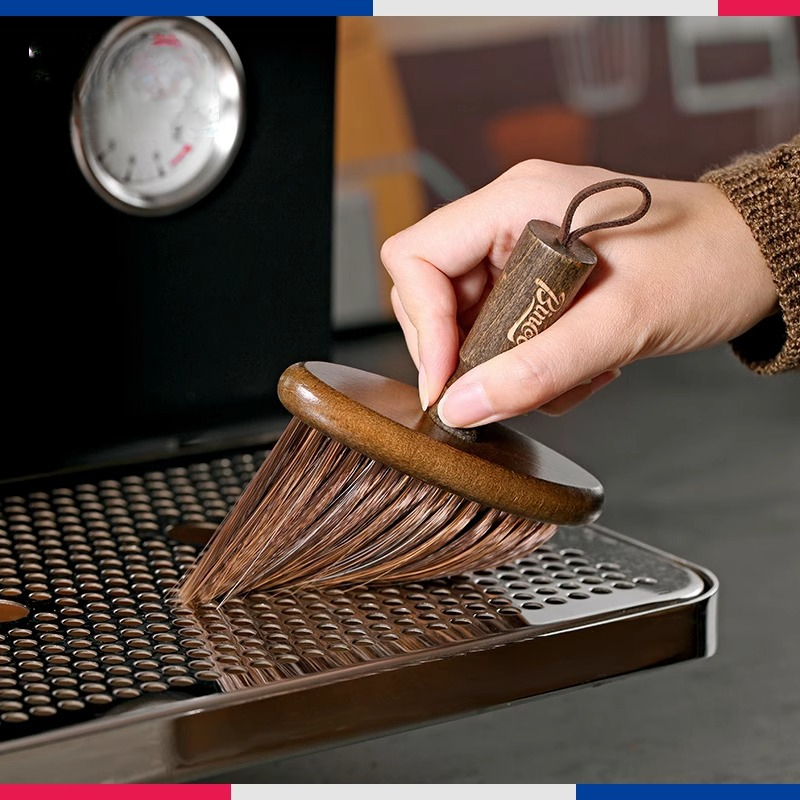 咖啡粉吧檯縫隙刷