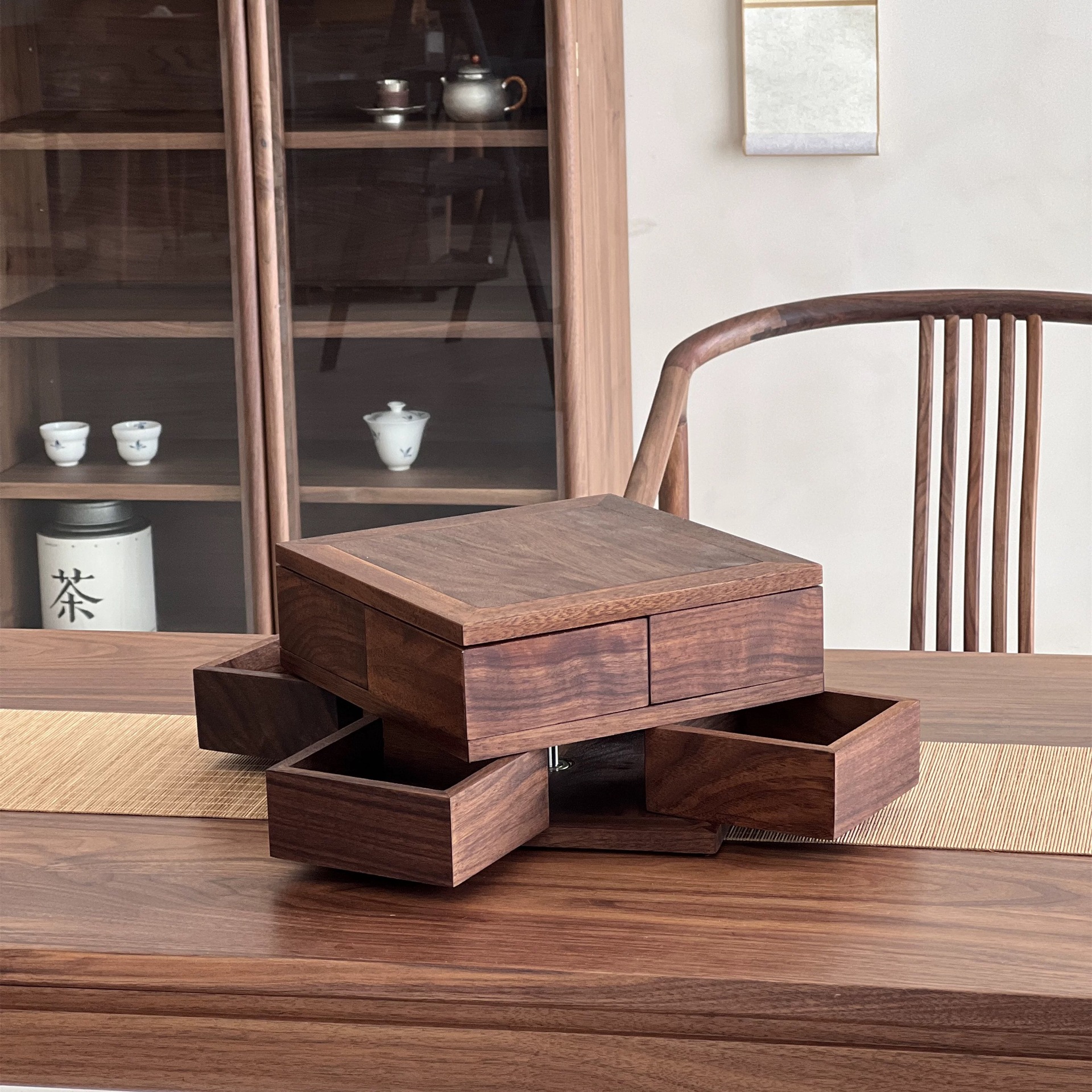 胡桃木可旋轉魯班機關盒