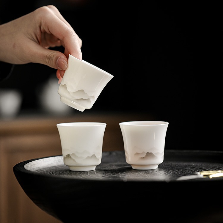 羊脂玉水墨白瓷品茗杯