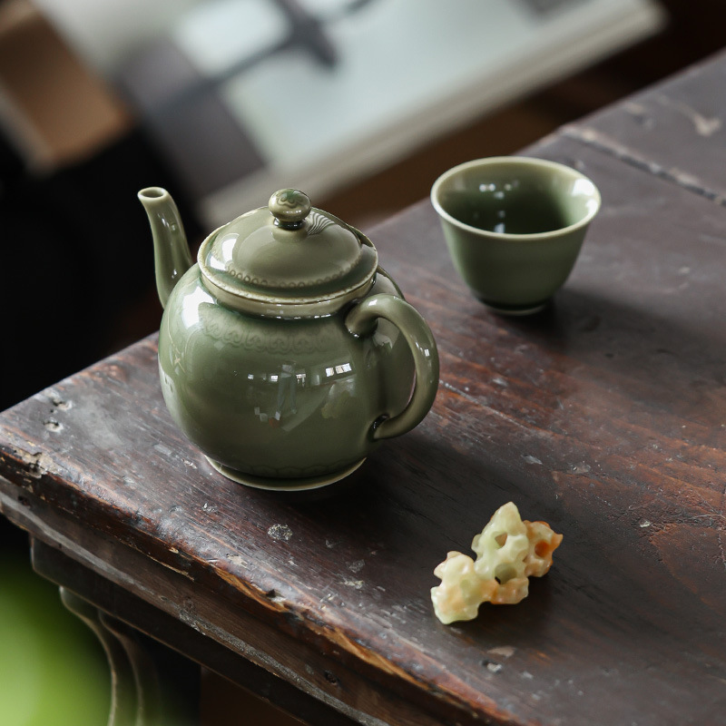越窯青瓷茶壺