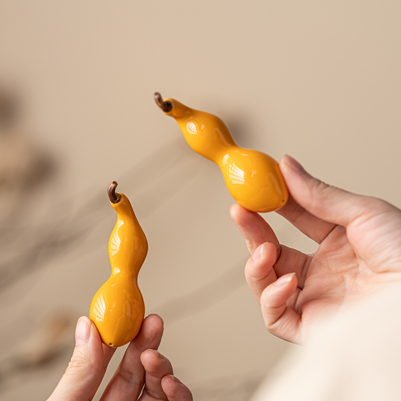 陶瓷黃釉葫蘆筆架