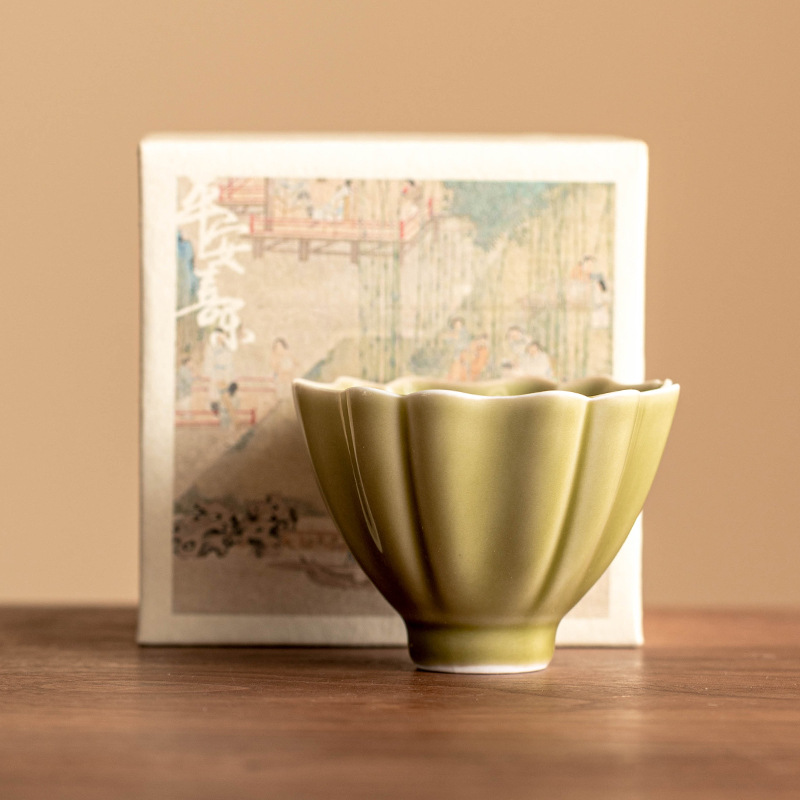 青瓷茶綠歡顏主人杯