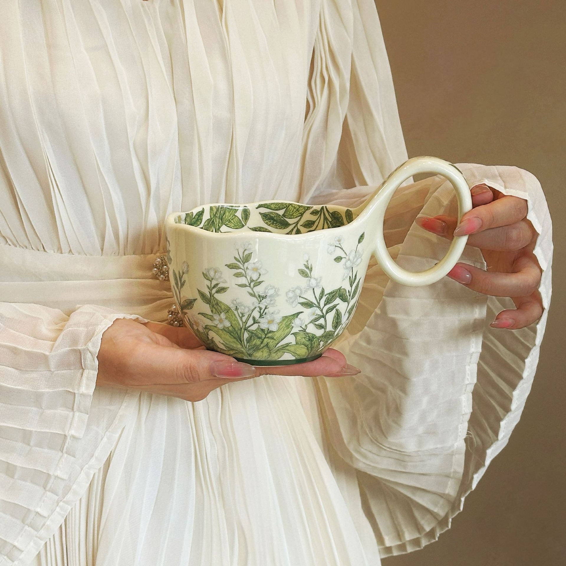 茉莉花卉沙拉杯