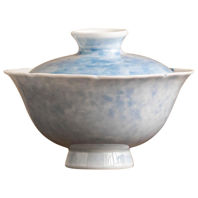 草木灰手繪灑藍百合菱口蓋碗