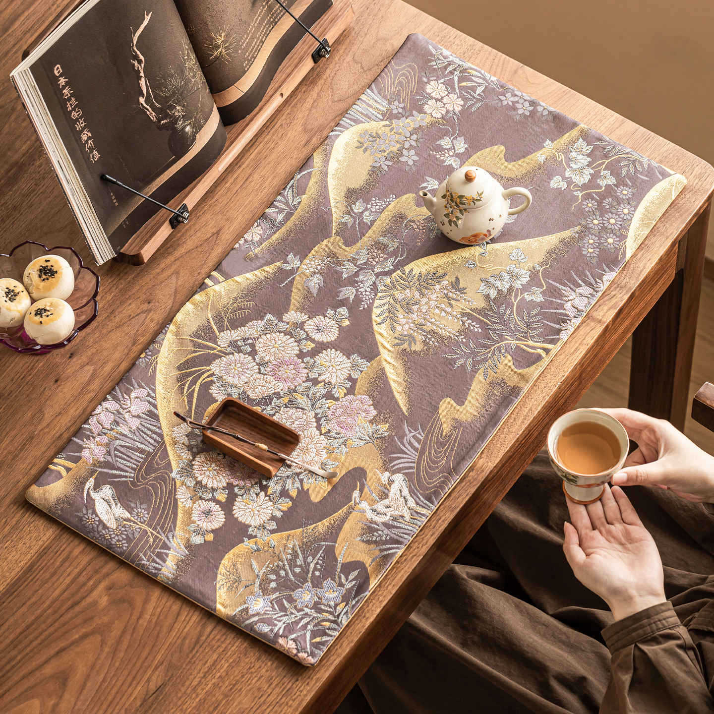 鎏金復古雙面茶席