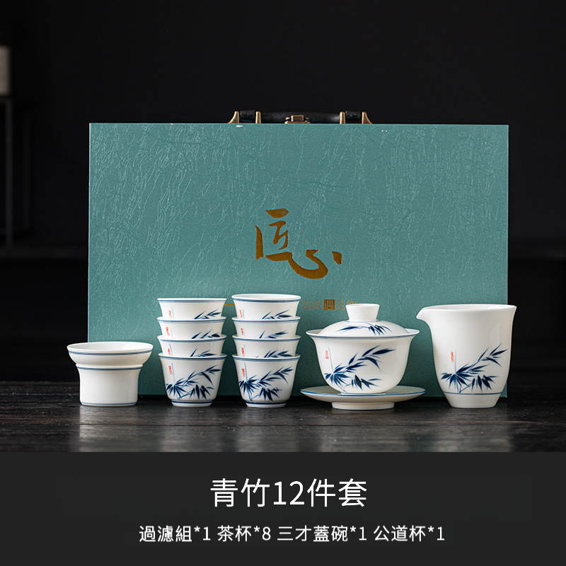 手繪羊脂玉懸停三才蓋碗