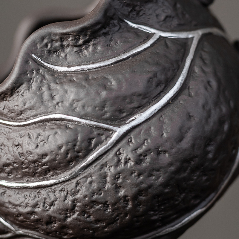 异形荷花紫砂描銀公道杯