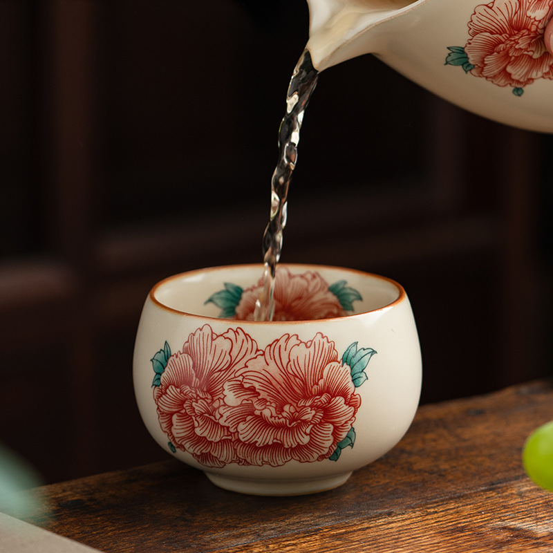 汝窯牡丹花龍蛋杯