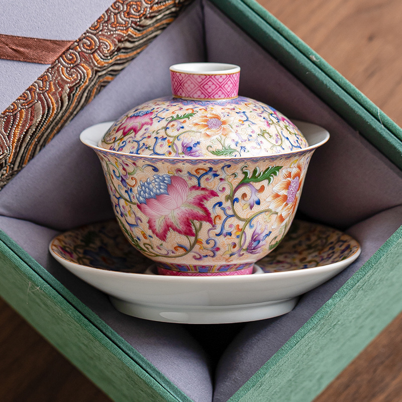 琺瑯彩玲瓏蓋碗