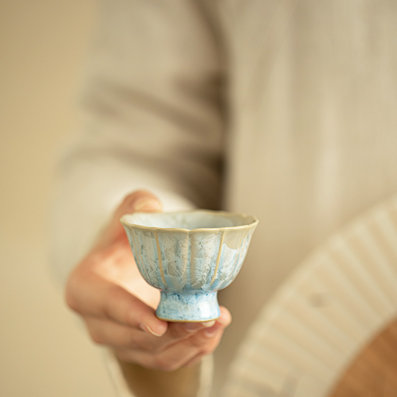 結晶釉窯變花口茶杯
